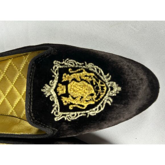 Unisa  dark black Velvet Flats Gold Embroidered Badger Womens 7 academia￼ - Picture 3 of 9